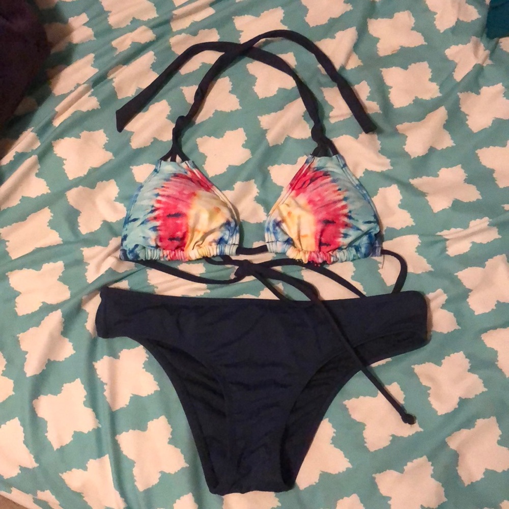 2 piece bathing suit